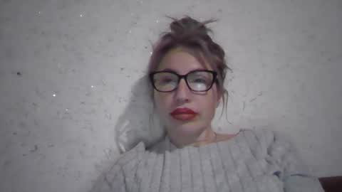 fox_red_lady7 online show from February 2026 09:15:02 PM