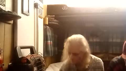 Snapshot of foxbodydave chatting on February 2026 07:45:02 AM foxbodydave online show from February 2026 07:45:02 AM