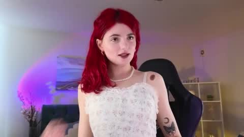 Snapshot of foxfox6 chatting on May 2026 03:13:02 AM Charlotte please dont forget to thumbs up me online show from May 2026 03:13:02 AM