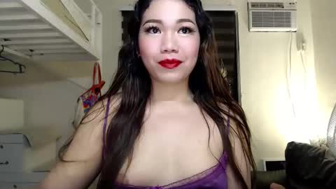 Snapshot of foxieeealona chatting on September 2025 05:17:02 AM Alicia Baby online show from September 2025 05:17:02 AM