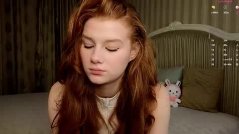 Snapshot of foxxx_tail chatting on October 2025 02:49:01 PM Petra online show from October 2025 02:49:01 PM