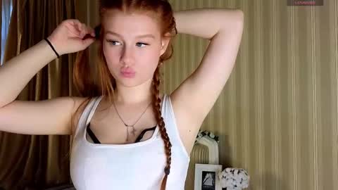 Snapshot of foxxx_tail chatting on March 2026 01:48:02 PM Petra online show from March 2026 01:48:02 PM