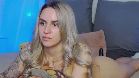 Foxy Kimmi online show from March 2026 08:26:33 AM