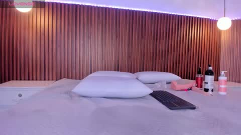 foxy_kylie online show from March 2026 08:14:01 PM