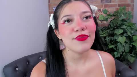 Loren online show from May 2026 11:04:02 AM