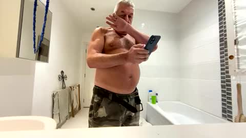 foxy_silver online show from March 2026 07:39:01 PM