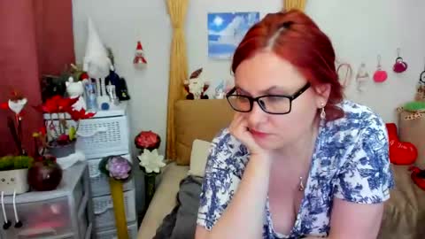 Snapshot of foxydesiree chatting on January 2025 07:01:02 PM foxydesiree online show from January 2025 07:01:02 PM