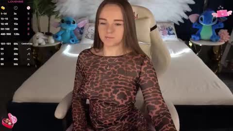 Snapshot of foxyshyyy chatting on October 2025 06:10:02 AM Inna online show from October 2025 06:10:02 AM