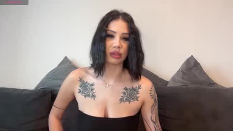 Snapshot of foxyzen chatting on February 2025 02:46:01 PM FoxyZen online show from February 2025 02:46:01 PM