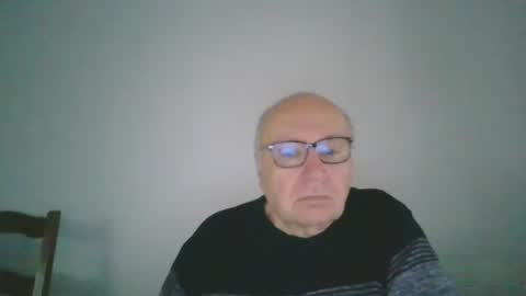 Snapshot of fra94 chatting on December 2024 02:49:02 PM fra94 online show from December 2024 02:49:02 PM