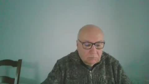 Snapshot of fra94 chatting on January 2025 03:01:02 PM fra94 online show from January 2025 03:01:02 PM