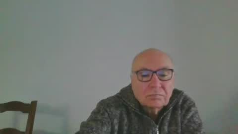 Snapshot of fra94 chatting on January 2025 01:49:02 PM fra94 online show from January 2025 01:49:02 PM