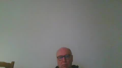 Snapshot of fra94 chatting on January 2025 11:10:01 PM fra94 online show from January 2025 11:10:01 PM