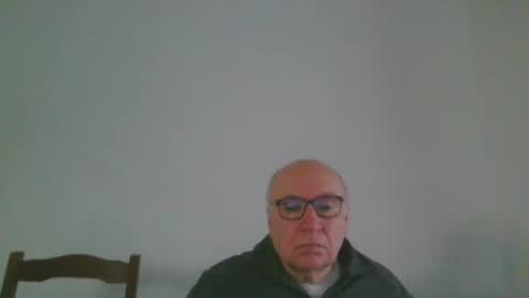 Snapshot of fra94 chatting on February 2025 01:44:01 PM fra94 online show from February 2025 01:44:01 PM