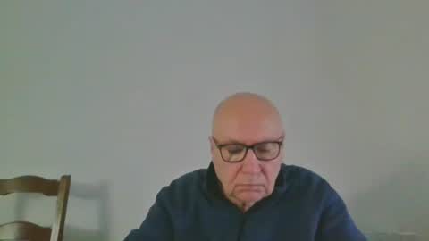 Snapshot of fra94 chatting on February 2025 02:10:02 PM fra94 online show from February 2025 02:10:02 PM