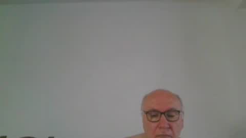 Snapshot of fra94 chatting on June 2026 01:17:02 PM fra94 online show from June 2026 01:17:02 PM