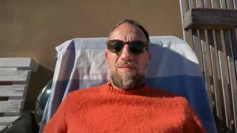 fra___ online show from November 2025 10:03:01 AM