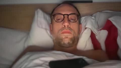 fra___ online show from November 2025 10:04:02 AM