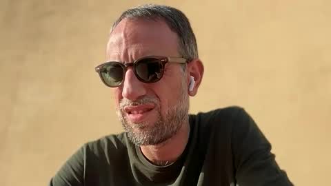 fra___ online show from November 2025 09:15:02 AM