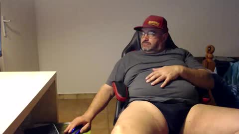 Snapshot of fraboys chatting on March 2026 10:25:02 PM Fraboys online show from March 2026 10:25:02 PM