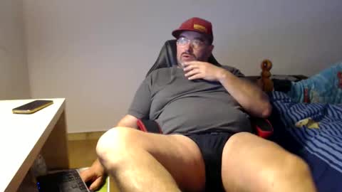 Snapshot of fraboys chatting on March 2026 08:19:01 AM Fraboys online show from March 2026 08:19:01 AM