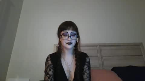 Angel online show from February 2026 01:10:01 PM