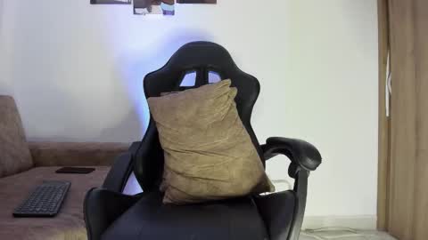 IM FRAIDER online show from May 2026 04:47:02 PM