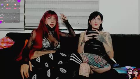 Snapshot of franandlu chatting on December 2025 12:27:02 AM FranLu online show from December 2025 12:27:02 AM