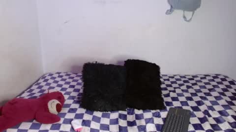 francesca  online show from October 2025 10:19:01 PM