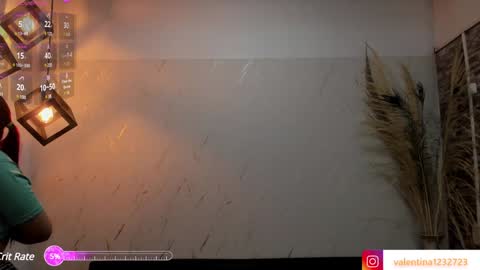 Snapshot of francesca_bbw chatting on December 2024 09:23:01 AM online show from December 2024 09:23:01 AM