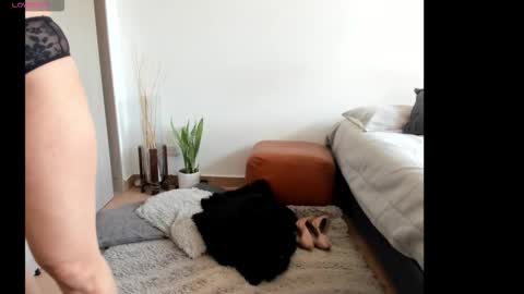 karla and Romeo online show from November 2025 07:08:02 PM