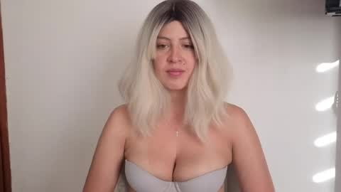 Francesca online show from July 2026 10:12:02 PM
