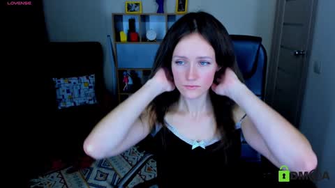 Snapshot of francescacollins chatting on January 2025 10:23:02 AM Fran online show from January 2025 10:23:02 AM