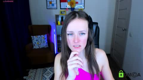 Snapshot of francescacollins chatting on February 2025 08:05:02 AM Fran online show from February 2025 08:05:02 AM