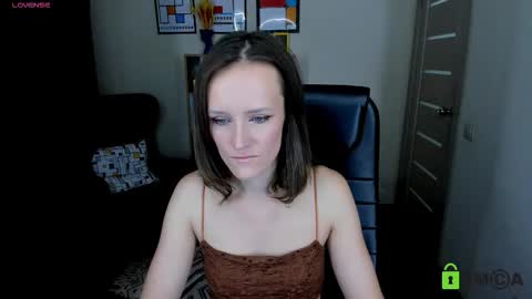 Snapshot of francescacollins chatting on October 2025 12:26:02 PM Fran online show from October 2025 12:26:02 PM