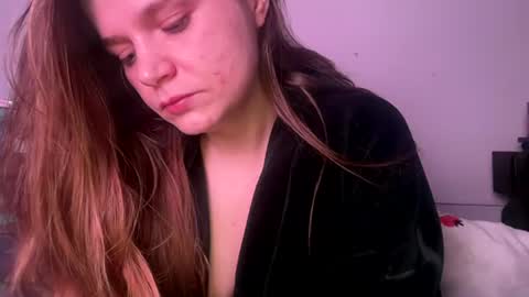 francescafey online show from November 2025 06:35:02 AM