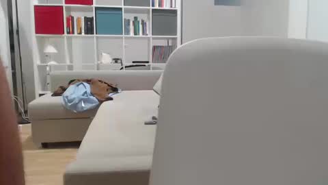 francescosal online show from September 2025 07:05:01 PM