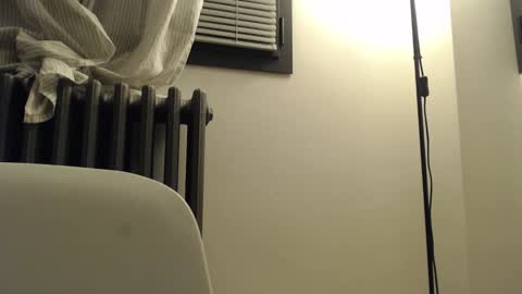 francescosal online show from November 2025 04:52:02 PM