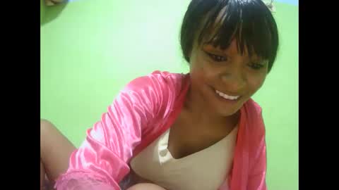 Snapshot of francine925426 chatting on February 2026 08:26:01 PM francine925426 online show from February 2026 08:26:01 PM