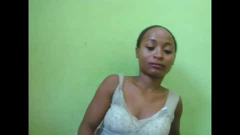 Snapshot of francine925426 chatting on March 2026 10:10:02 AM francine925426 online show from March 2026 10:10:02 AM