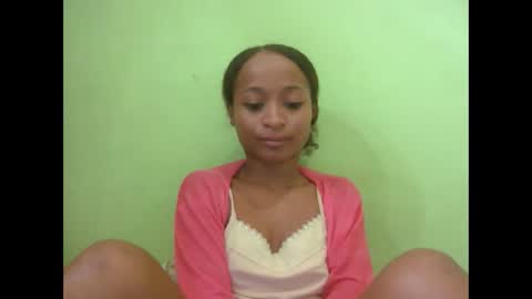 Snapshot of francine925426 chatting on March 2026 06:51:02 AM francine925426 online show from March 2026 06:51:02 AM