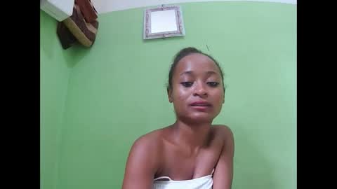 Snapshot of francine925426 chatting on March 2026 07:33:02 AM francine925426 online show from March 2026 07:33:02 AM