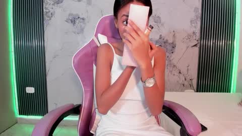 Laura online show from February 2026 07:31:02 PM