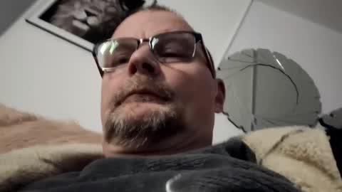 Snapshot of franciscomalin chatting on March 2025 06:04:02 AM franciscomalin online show from March 2025 06:04:02 AM