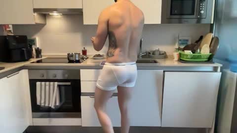 Snapshot of franco03952 chatting on November 2025 04:23:01 PM franco03952 online show from November 2025 04:23:01 PM