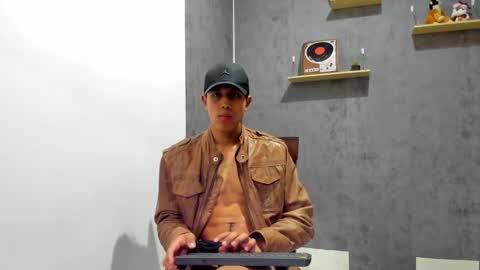 Snapshot of franco_demons_ chatting on January 2025 11:43:01 AM Franco online show from January 2025 11:43:01 AM