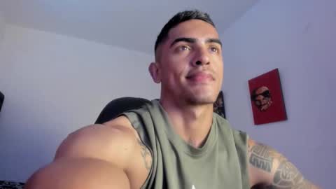 Snapshot of franco_ruiz_ chatting on March 2026 05:49:01 PM franco online show from March 2026 05:49:01 PM