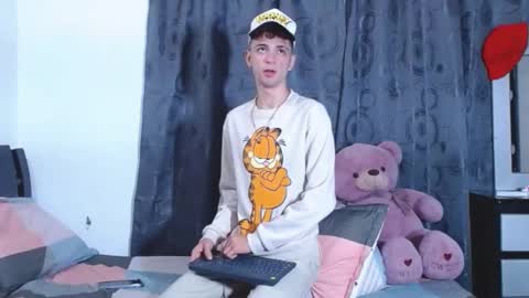 Franco taylor online show from December 2024 02:33:01 PM