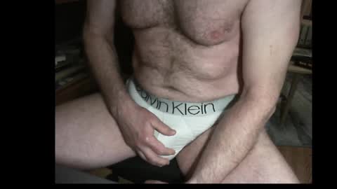 Snapshot of francois4059 chatting on April 2026 05:14:01 AM Franois online show from April 2026 05:14:01 AM