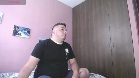 Snapshot of francoisroy chatting on April 2026 02:55:01 PM Juan online show from April 2026 02:55:01 PM